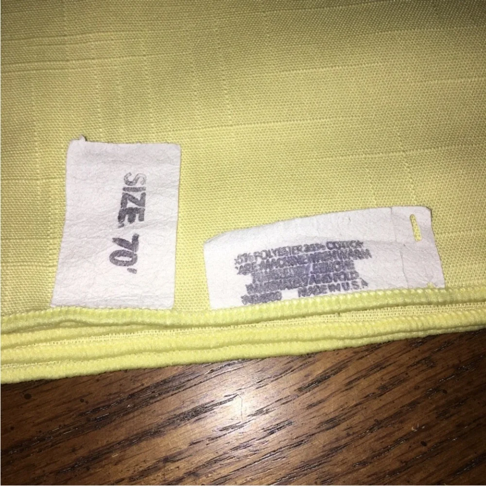 Tablecloth 4 napkins fabric bundle solid yellow matching set cotton blend 1980s